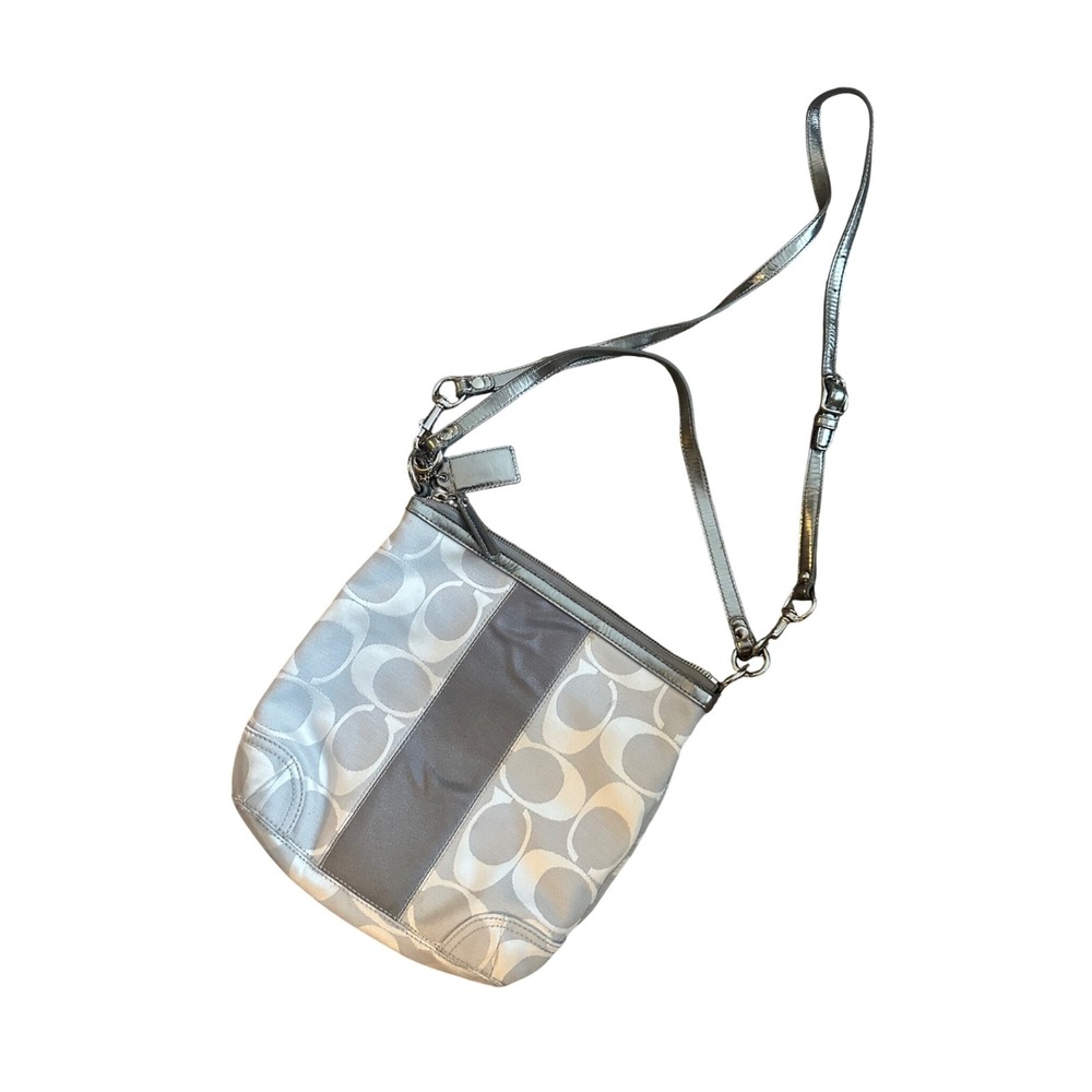 Coach Signature crossbody, Silver